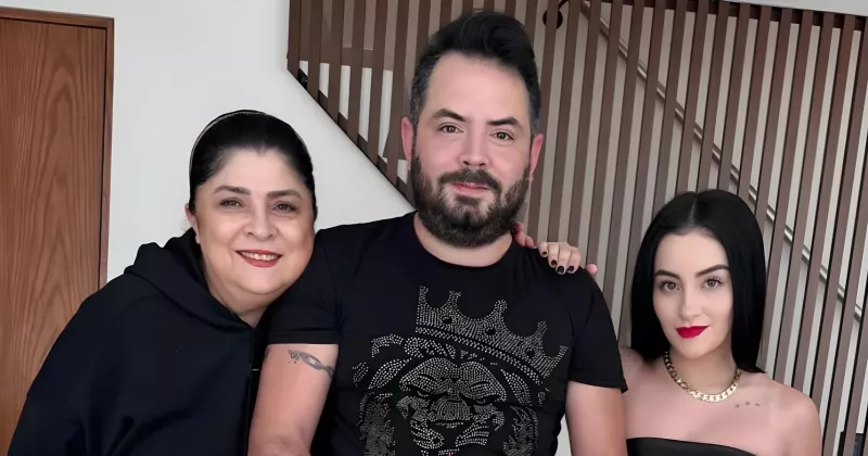 Victoria Ruffo, José Eduardo Derbez y Paola Dalay