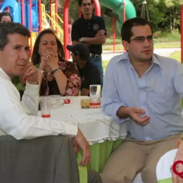 Salvador Bueno, Mario Márquez