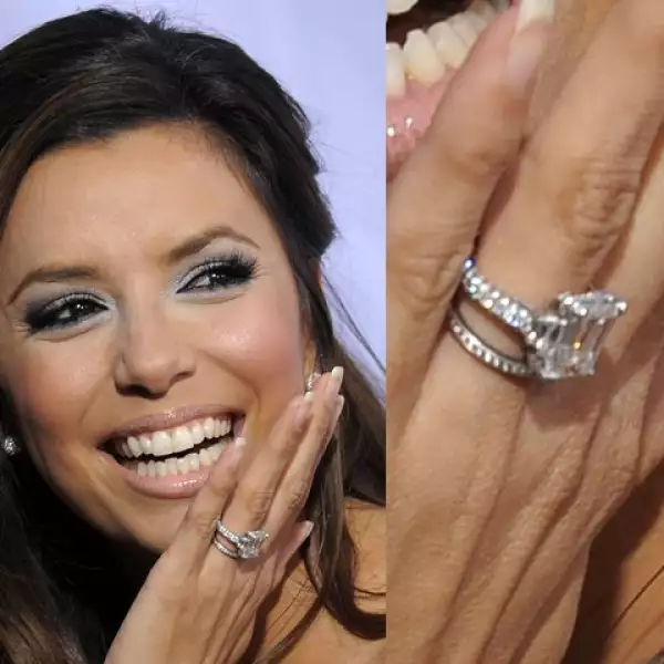Tony Parker le propuso matrimonio a  Eva Longoria con este anillo de cuarto quilates con esmeraldas a los lados, diseñado por Jean Dousset con un valor de $150,000dls.