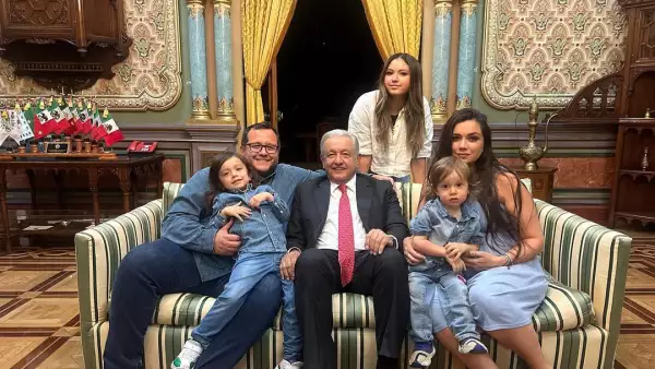 amlo-nietos.jpg