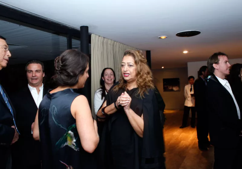 SOUMY-SLIM-Y-ZAHA-HADID