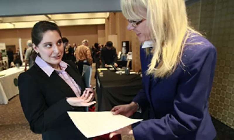 Según Patty Coffey, de Winter Wyman, muchos puestos temporales pueden volverse permanentes en verano. (Foto: AP)
