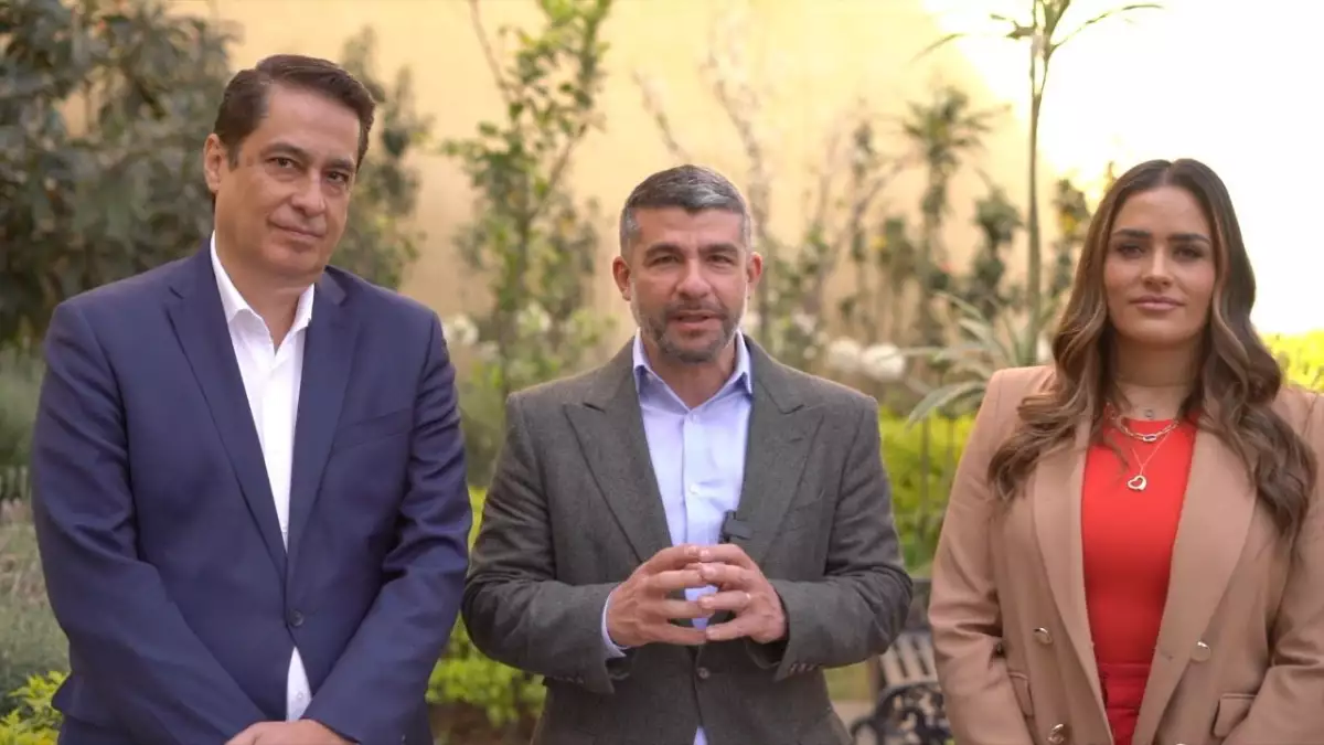 Alessandra-rojo-Miguel-Hidalgo