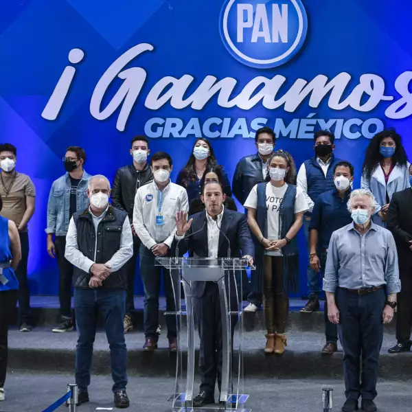 Marko Cortés dirigente.Nacional del PAN en conferencia de prensa