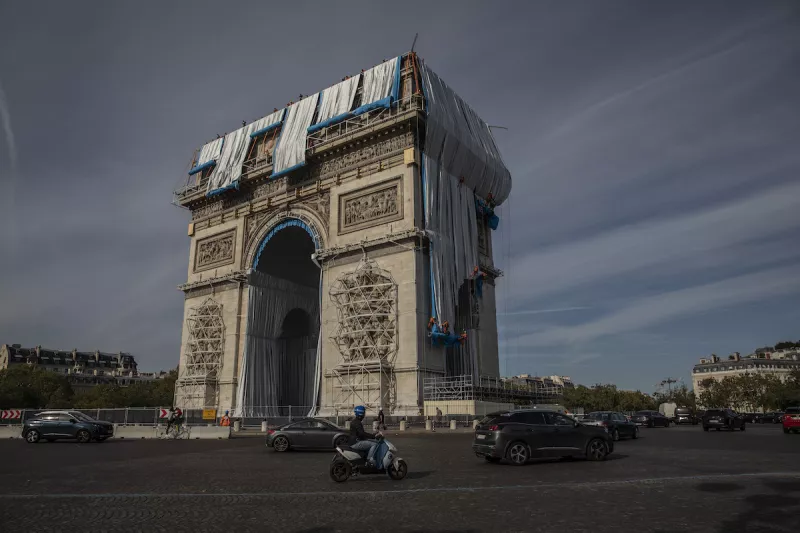 Arc De Triomphe To Be Wrapped For Posthumous Work By Artist Christo