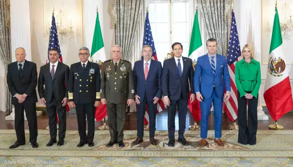No fue extradición de 29 narcos, fue 'envío' a solicitud de EU, dice Gertz Manero
