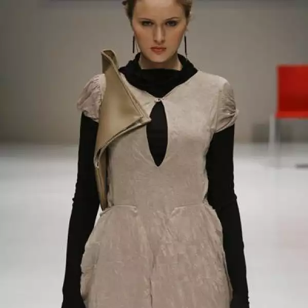 Dfashi Desfile Cubon