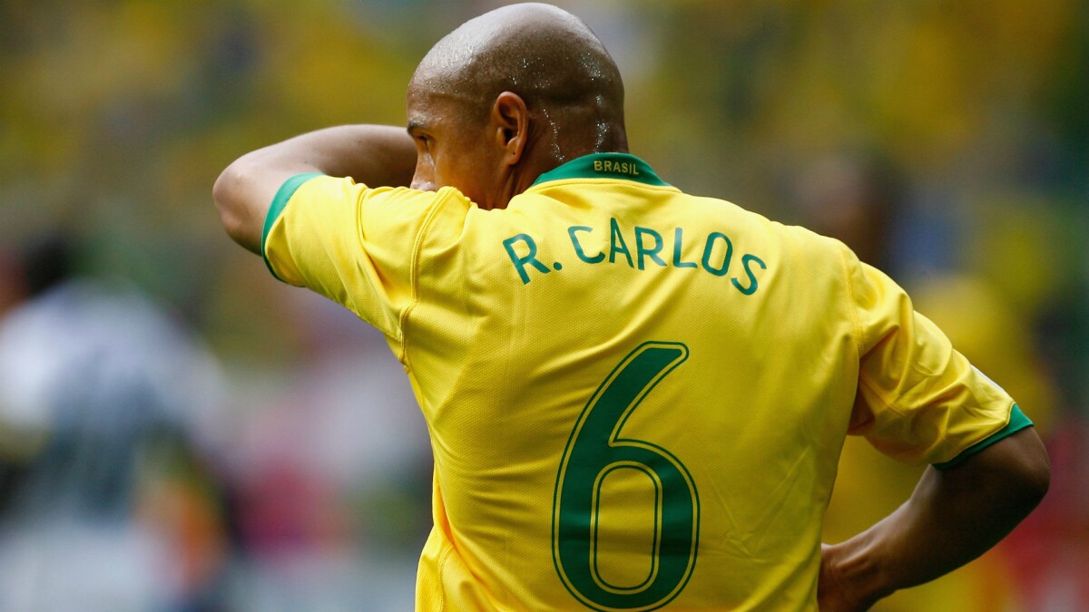 Los 10 mejores goles del genio Roberto Carlos