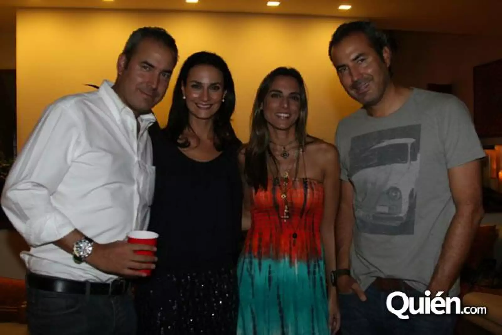 Fiesta de Fernando Lebrija por sus 2 diosas de plata