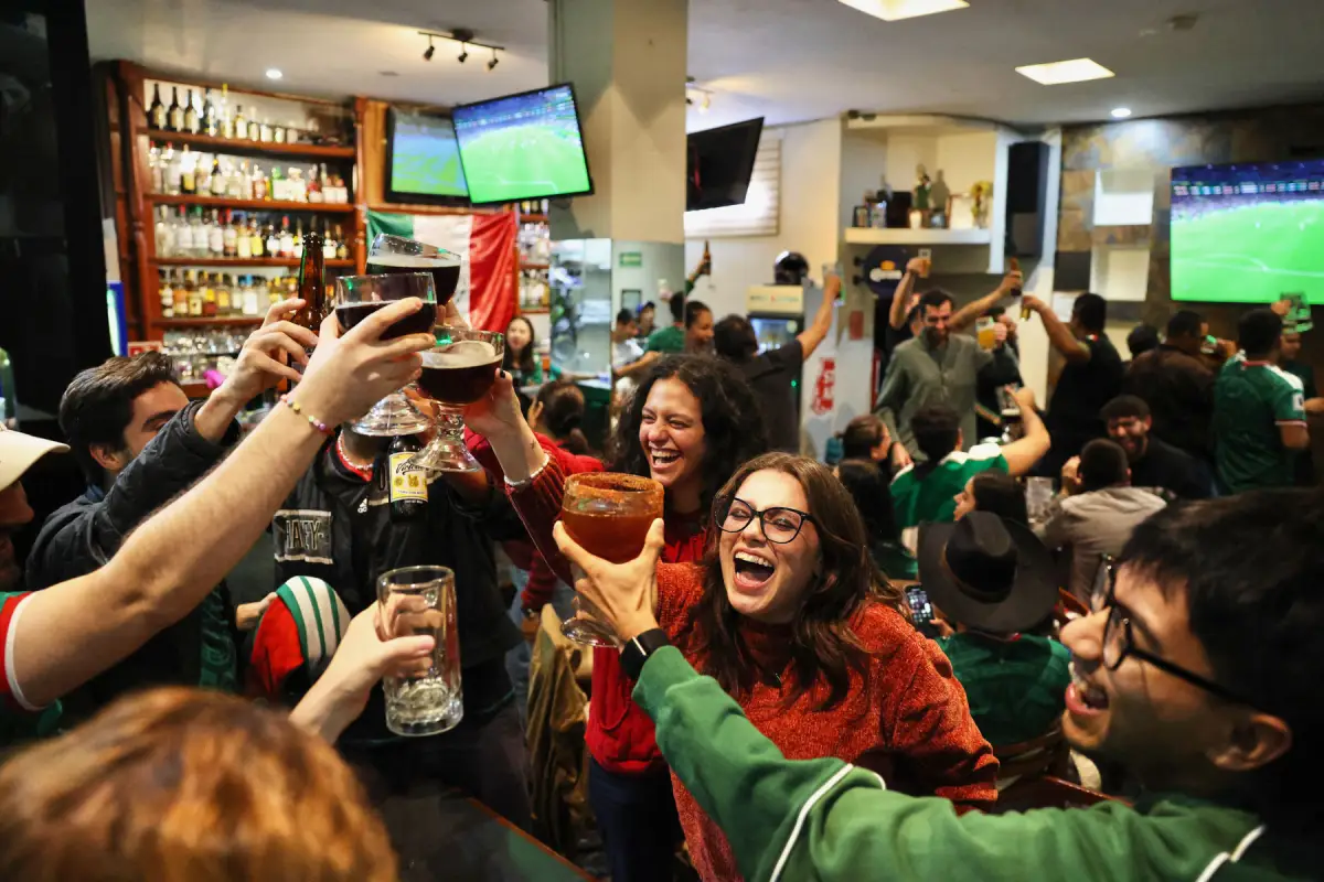 MEXICO-FBL-WC-2026-FANS