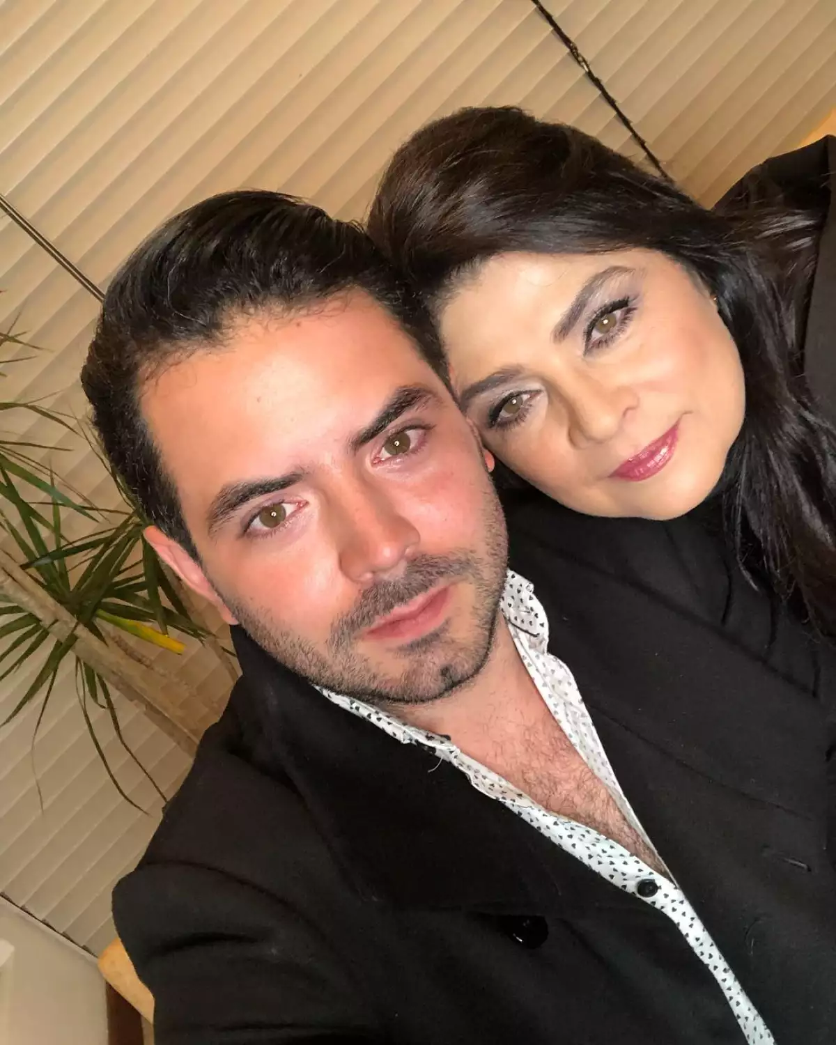 Jose Eduardo Derbez y Victoria Ruffo