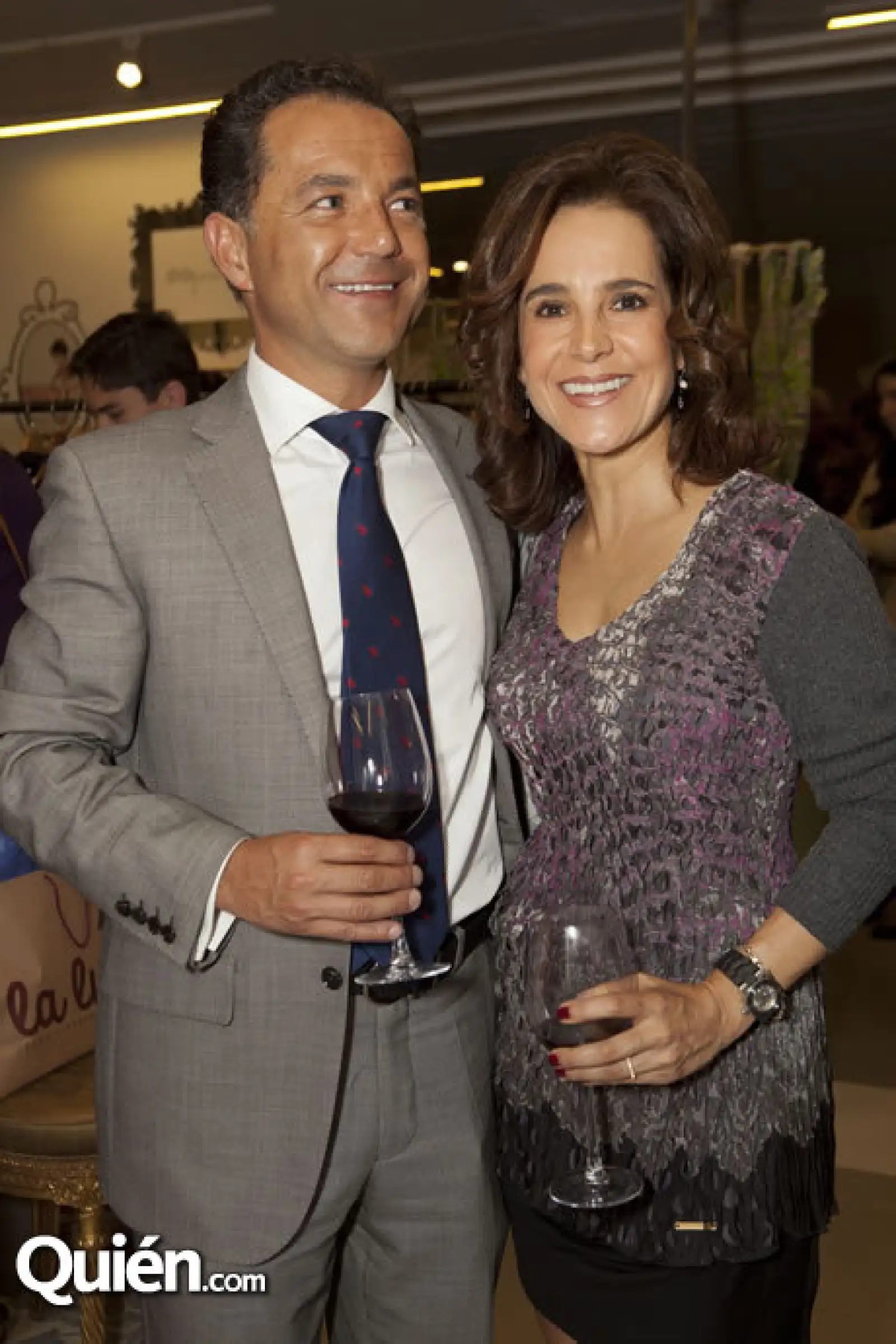 Gustavo Maldonado,Claudia Paullada