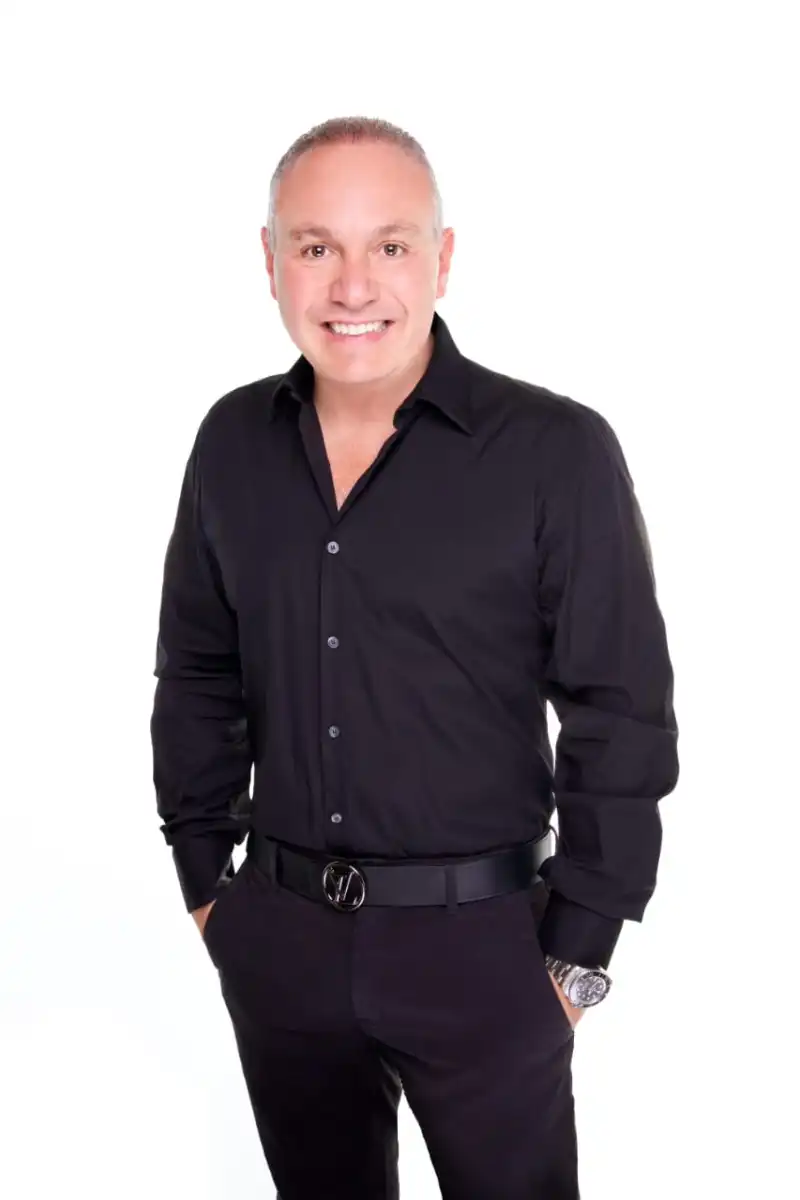 Alejandro Gou