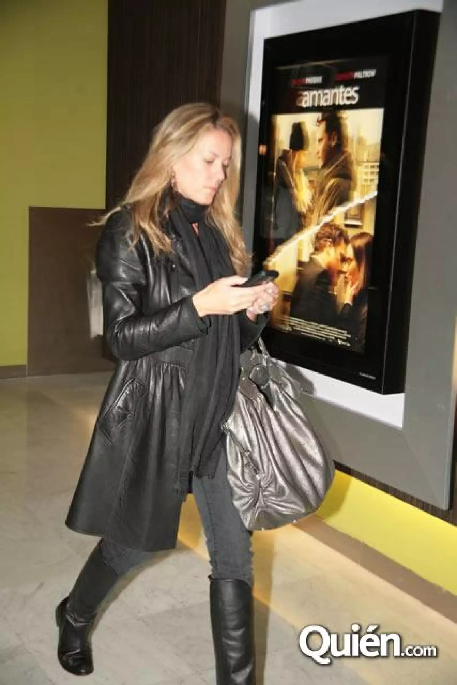 Gloria Calzada Y Paradas Continuas