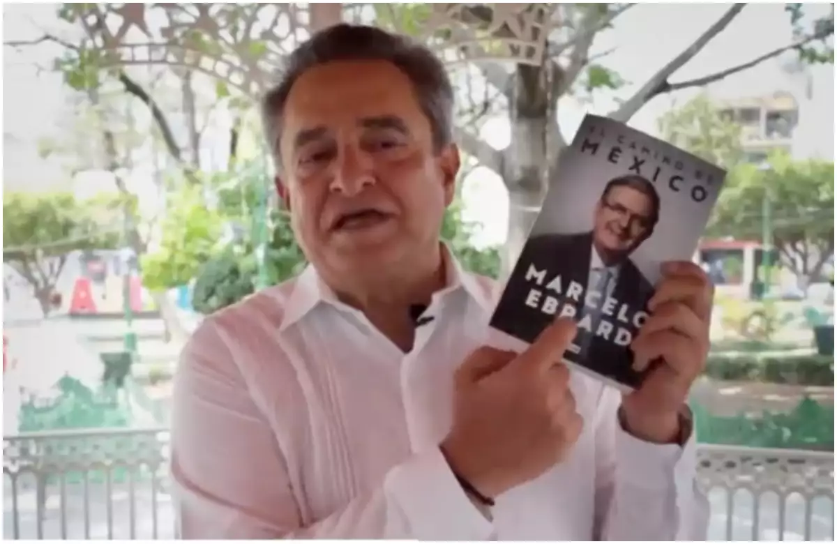 Pio López Obrador promociona a Marcelo Ebrard