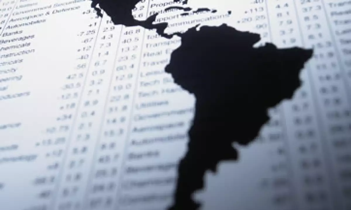 Fitch destacó a Uruguay y Ecuador como las únicas naciones con perspectivas positivas. (Foto: Getty Images)