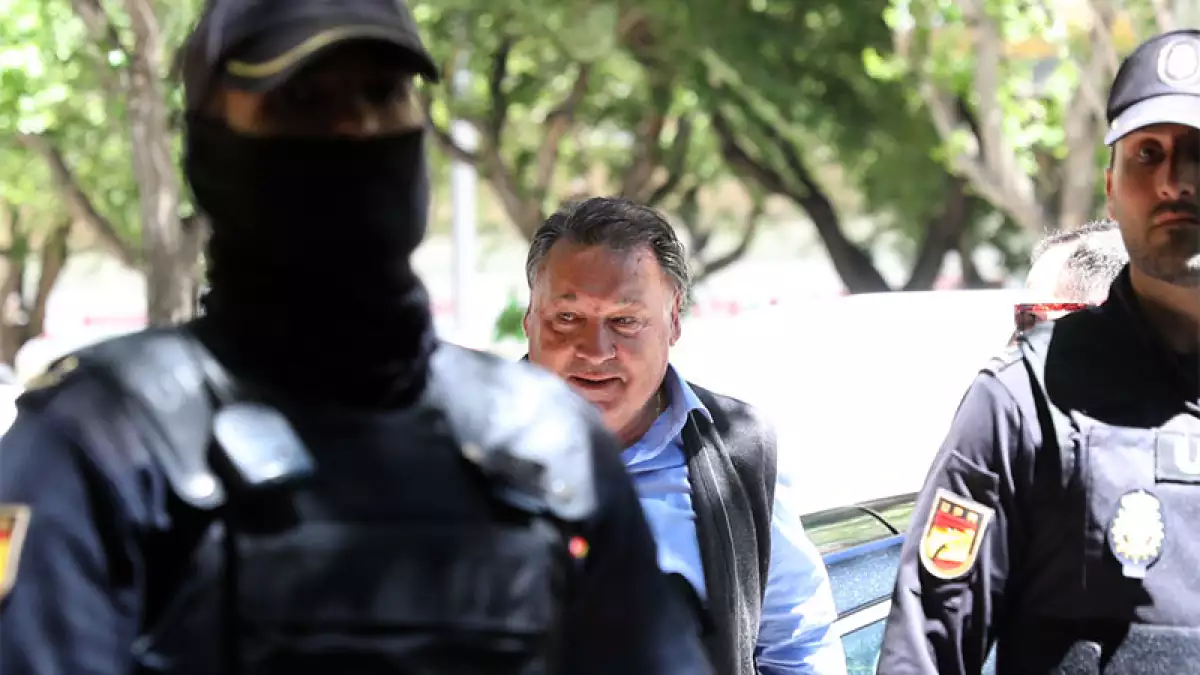 Agustín Lasaosa, presidente de Huesca