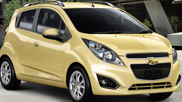 CHEVROLET SPARK. Es un city car de 3.6 m de largo por 1.5 m de ancho, con un motor de 1.2 L