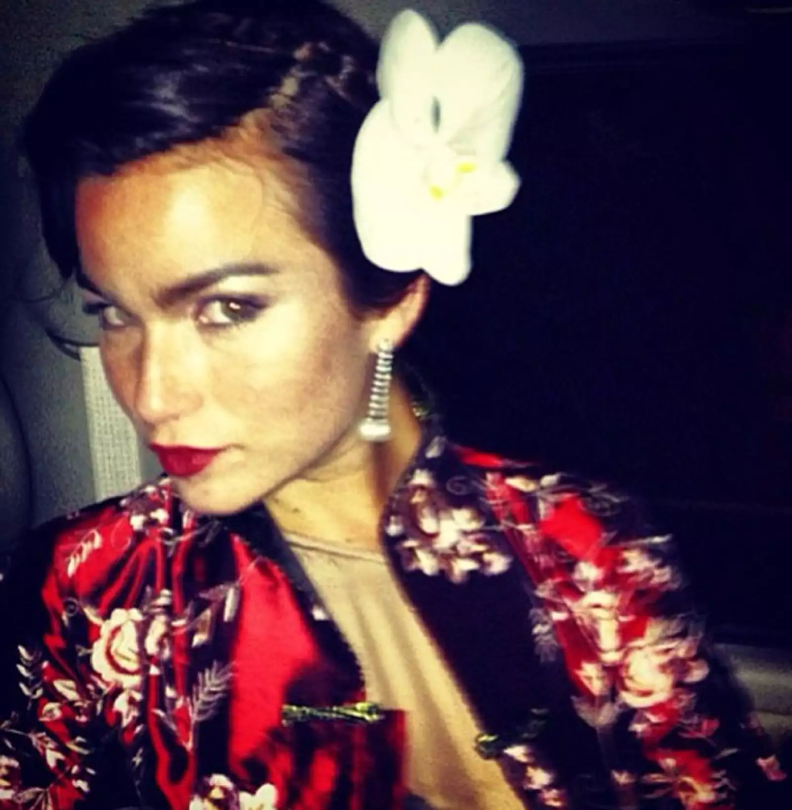 Para una noche de gala, un toque original.