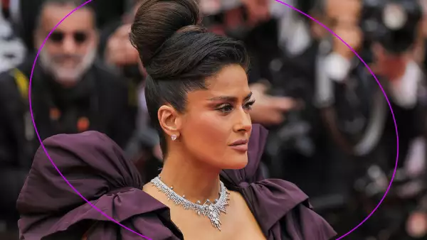 SALMA-hayek-vestido-15-kilos-CANNES.jpg