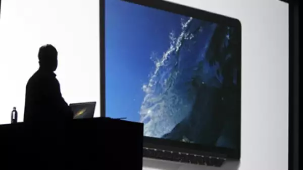Los principales ejecutivos Apple presumieron los productos en la Wordlwide Developers Conference (WWDC).  (Foto: Reuters)