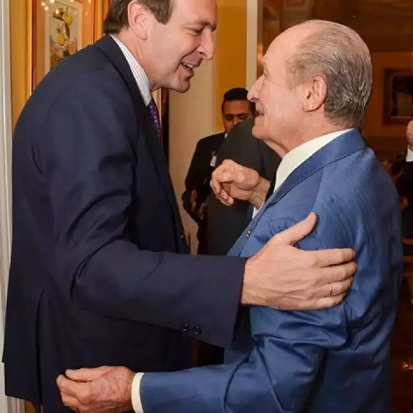 El Embajador de España, Luis Fernández Cid y Don Antonio Cosío.