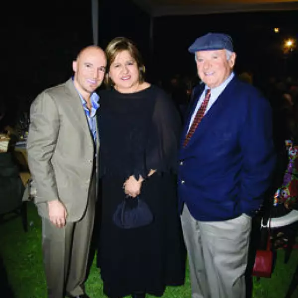 Santiago Cosio, Laura Zamora, Don Miller