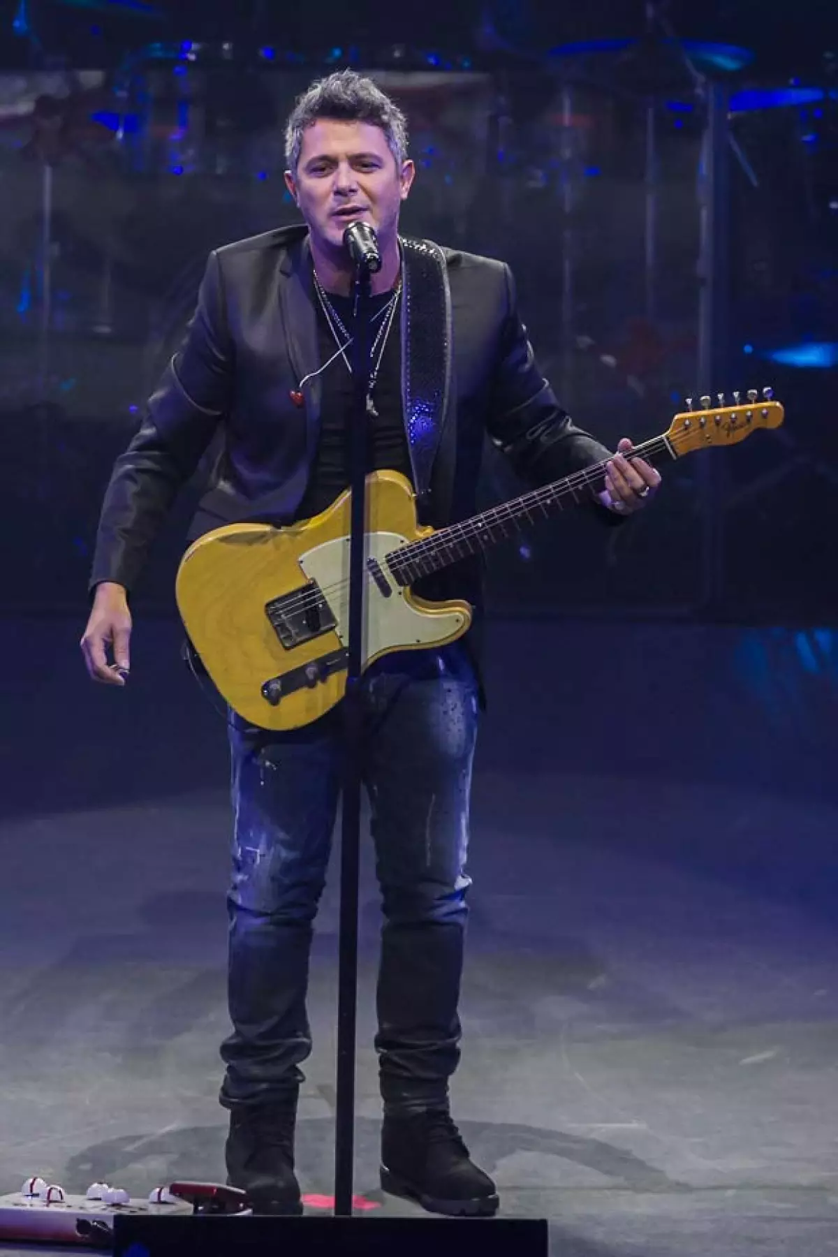El cantante ofreció un par de conciertos en Guadalajara y la Ciudad de México.