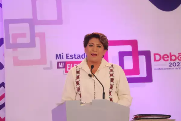 Delfina durante el segundo debate entre las candidatas a la gubernatura del Estado de México.
