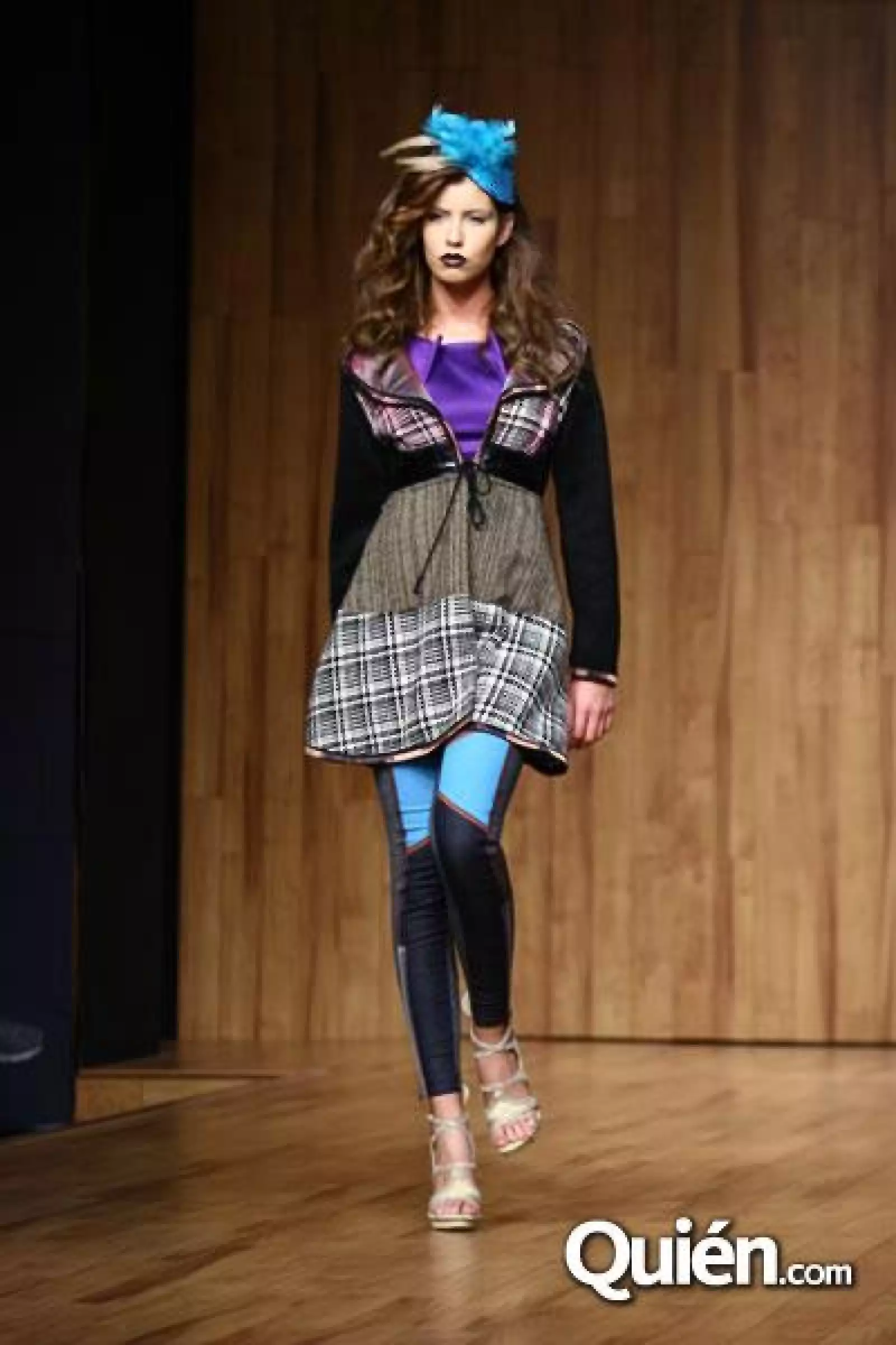 MF Pasarela Cesar Arellanes