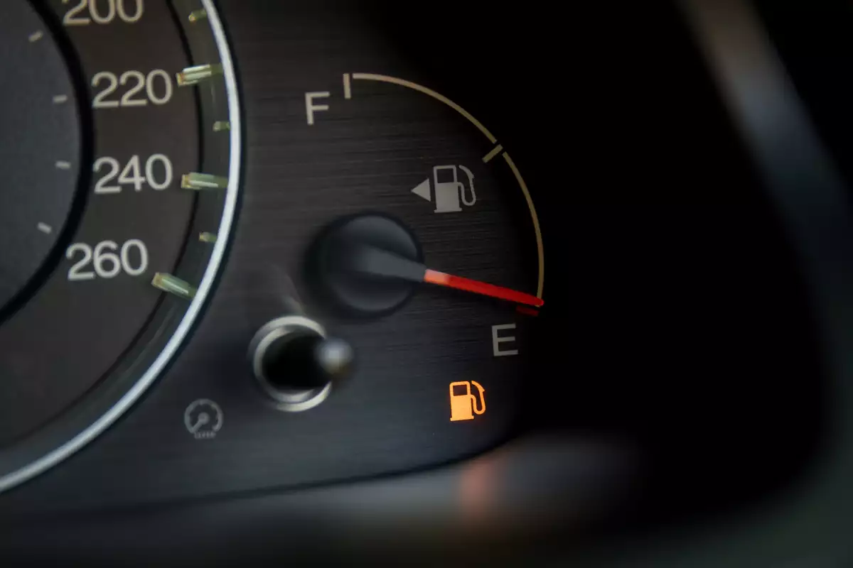 arreglar-medidor-de-gasolina