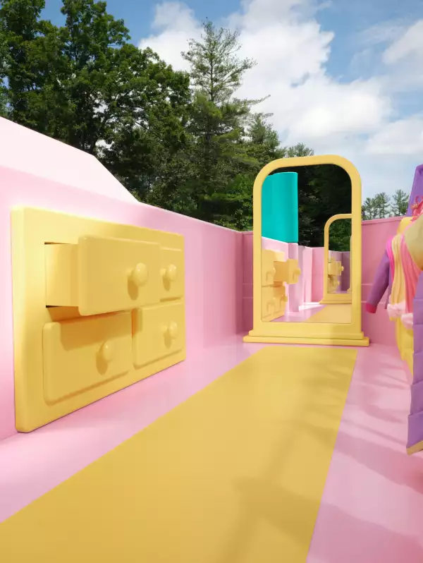 Polly Pocket airbnb