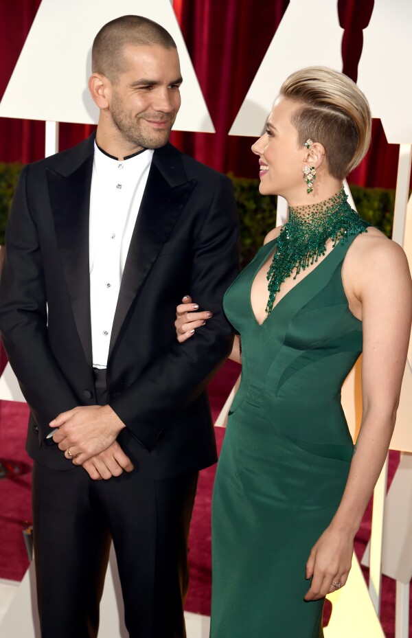 Scarlett Johansson y Romain Dauriac Oscars