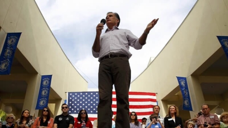 romney hace campaña en Naples, Florida