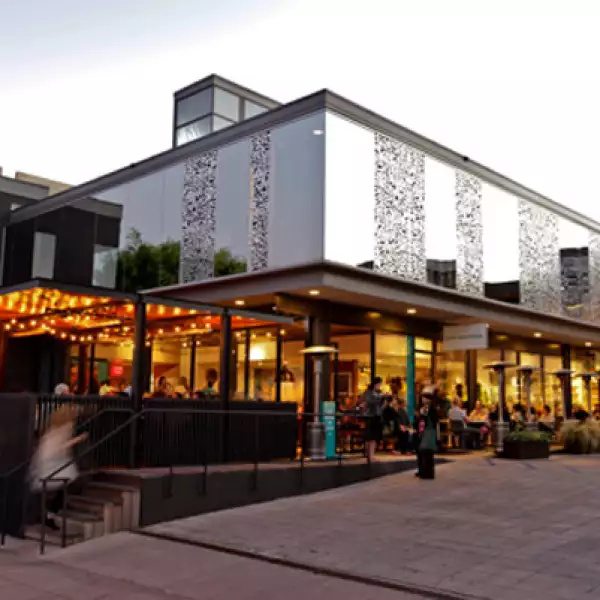 Beyoncé es una fanática de la comida que hacen en el Cafe Gratitude de Los Angeles. Seguro que Blue Ivy también crecerá siendo clienta frecuente.