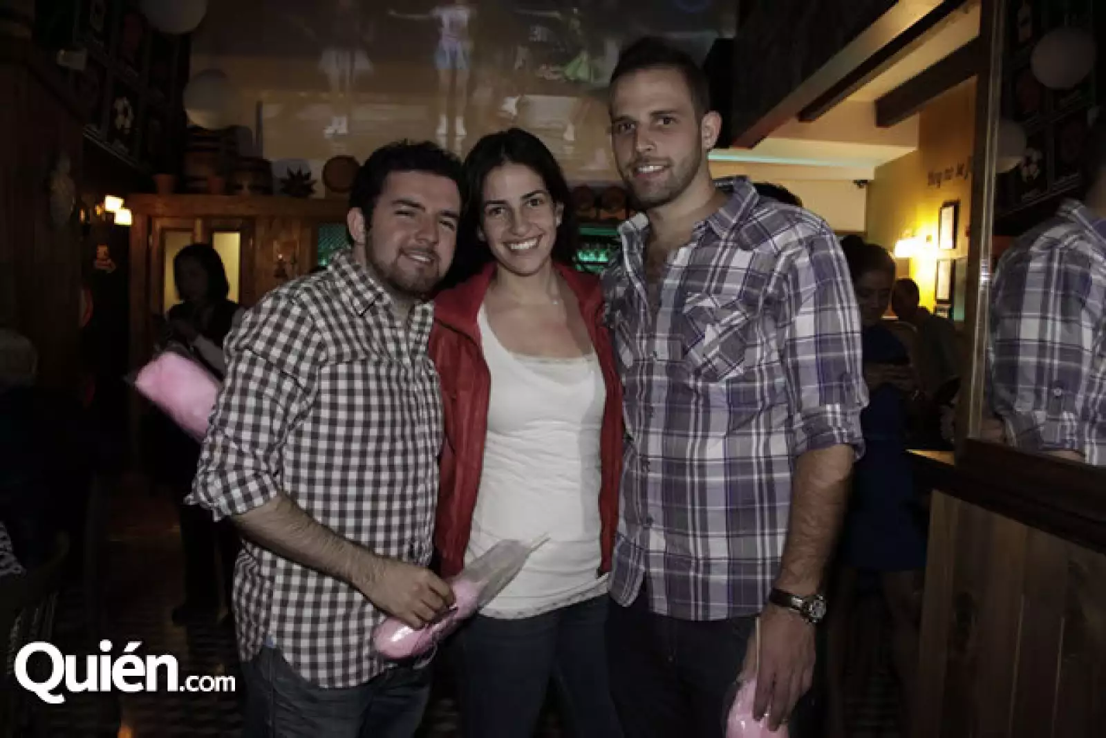 Salomóm Seny,Sofía y Alan Grinberg