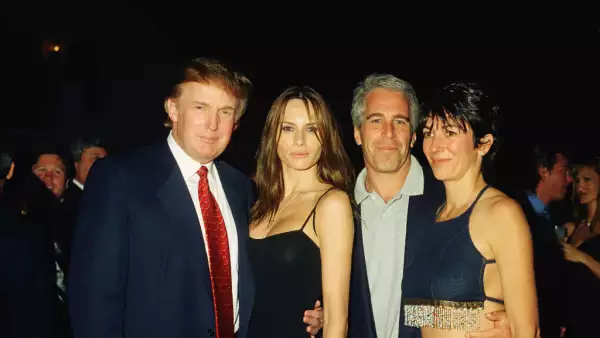 Trump, Knauss, Epstein, & Maxwell At Mar-A-Lago