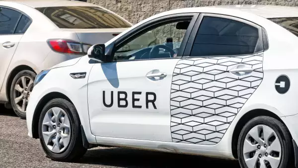 Conductores de Uber pueden acreditar el IVA aunque compren auto a crédito
