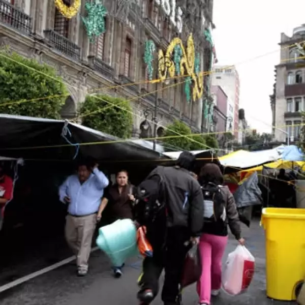 bloqueo maestros aeropuerto 11