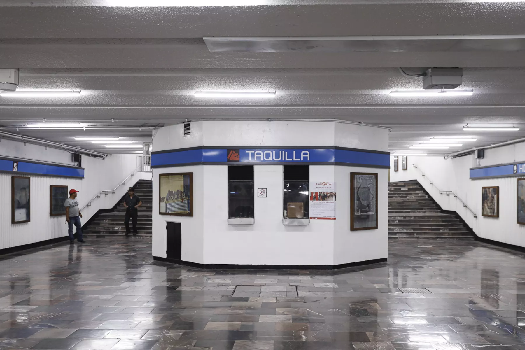 Metro CDMX: Estación Zócalo amanece cerrada por la marcha 8M