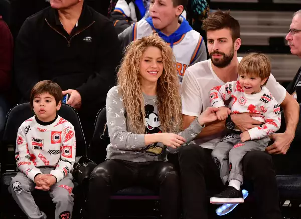 Celebrities Attend The New York Knicks Vs Philadelphia 76ers Game