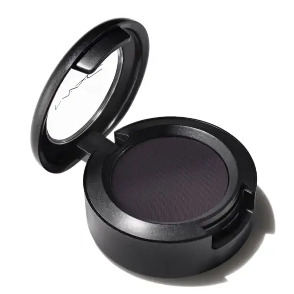 sombra-negra-maccosmetics.jpg
