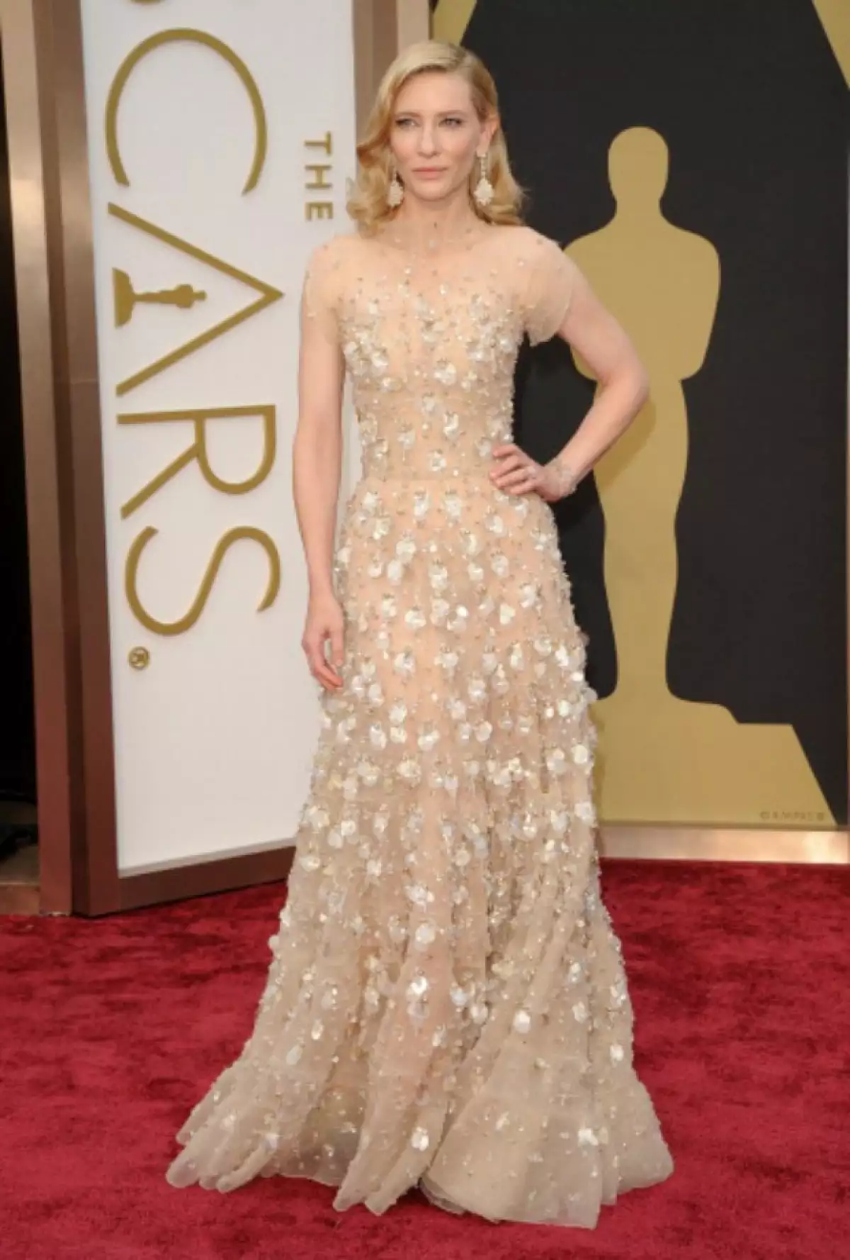 Los vestidos hechos a medida son la motivación perfecta para que las celebs estén en forma.