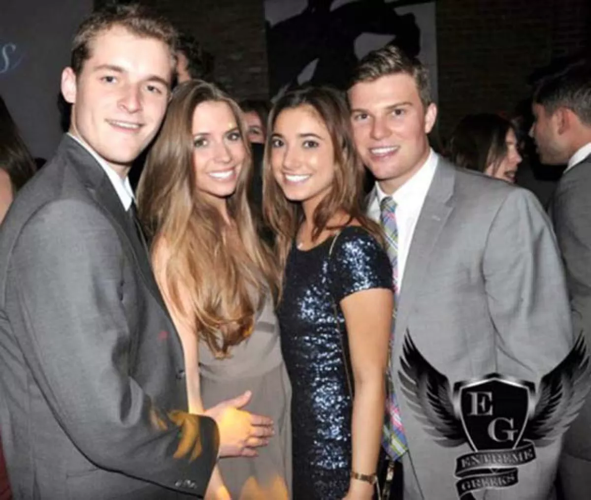 El portal `Hollywood Life´ publicó esta imagen en la que Natalie aparece también de cerca con el novio de Miley.