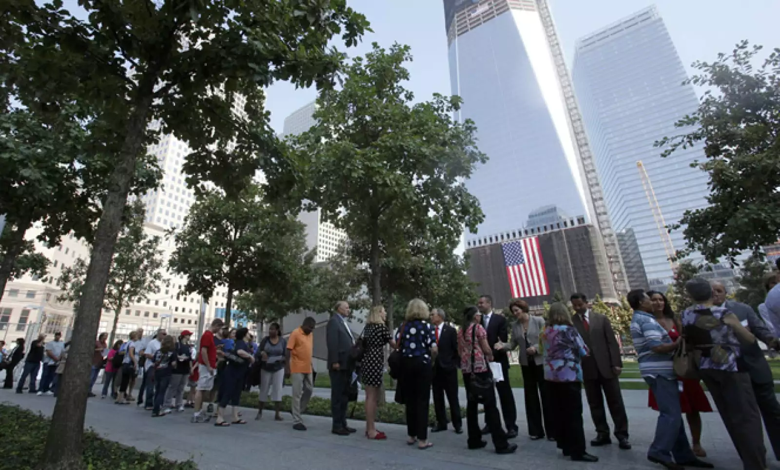 La entrada es gratuita, pero será estrechamente controlada. Los visitantes tendrán que obtener pases por adelantado y no se permitirá la presencia de más de 1,500 personas a la vez.