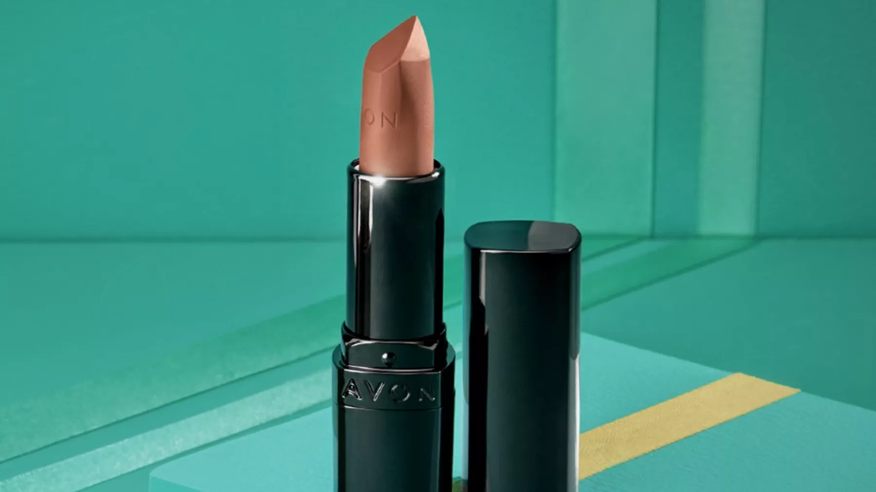 Avon tiene un plan en México para coexistir con Natura tras declararse en bancarrota en EU