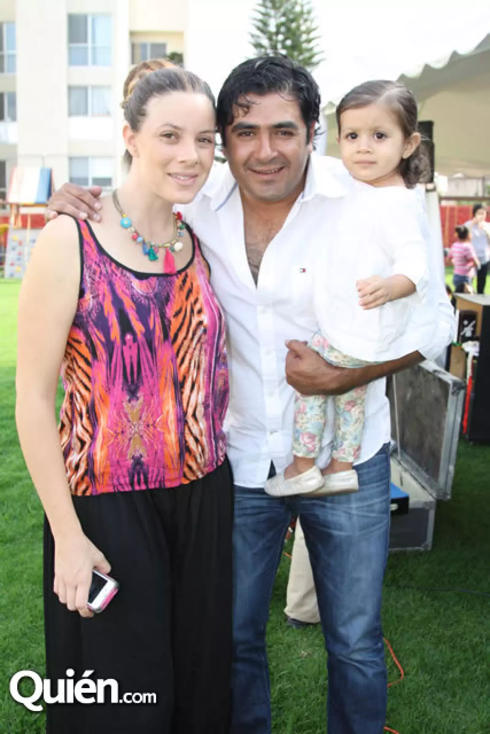 Michelle, Pepe e Inés Saldaña