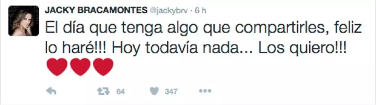 Una revista nacional dio a conocer que la conductora estaba embarazada, afirmación que ella misma desmintió.