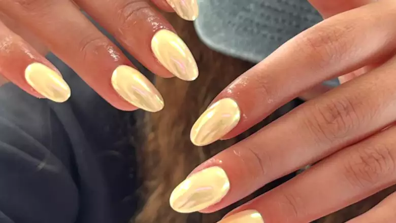 Yellow nails.jpg