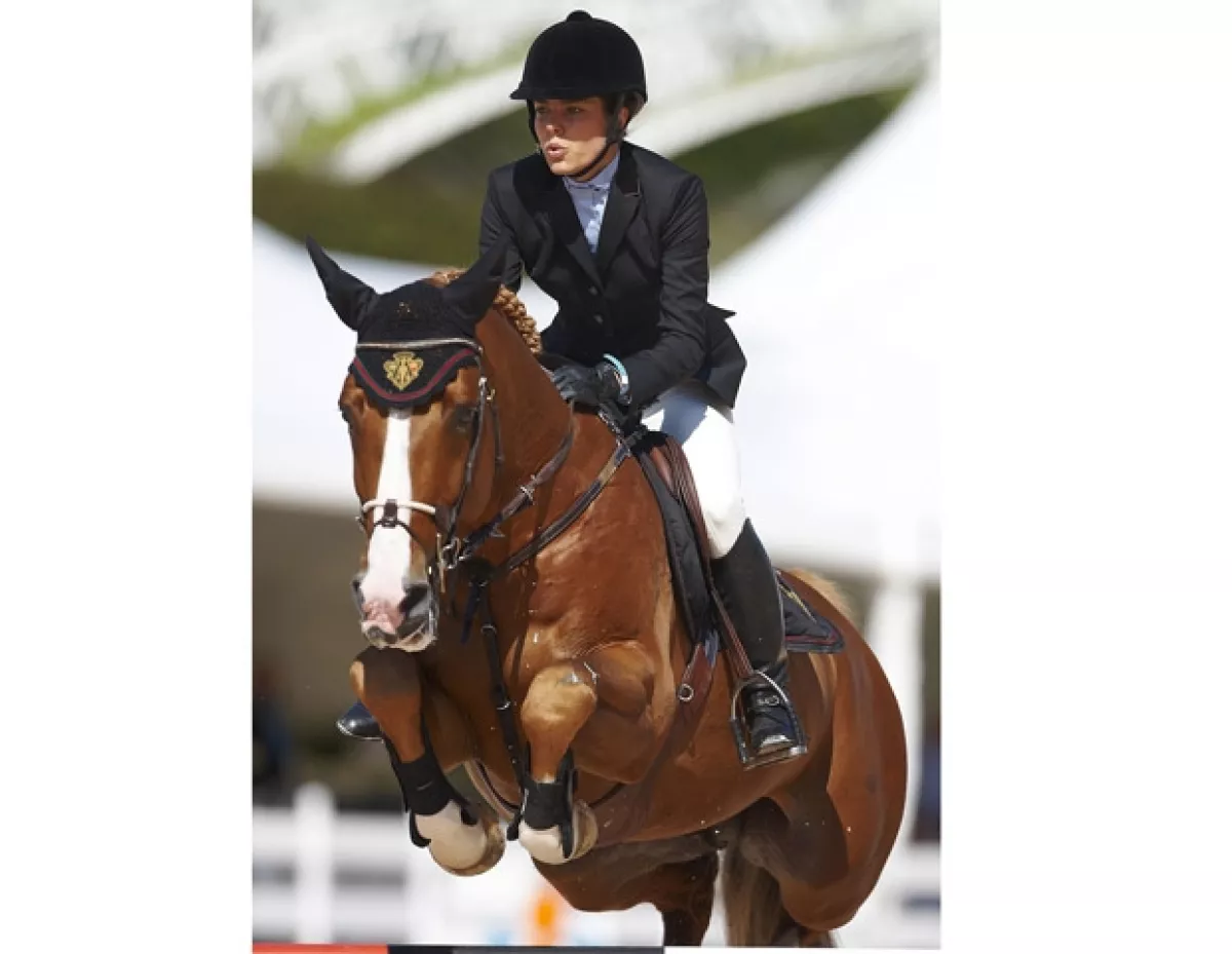Carlota Casiraghi practica profesionalmente la equitación.